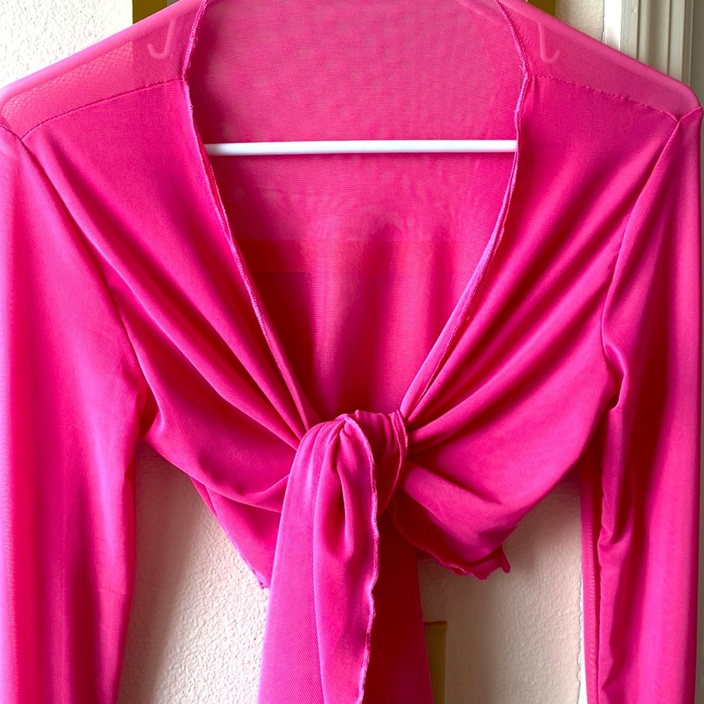 💖 Hot Pink Mesh Long Sleeve Top 💖